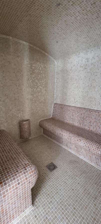 Апартаменты Relax Wellness Studio Хайдусобосло Экстерьер фото